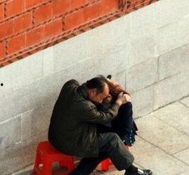 当街喂成人喝奶视频,道德边界与人性探讨