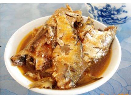 成人吃罐头鱼特价视频,成人美食探秘之旅