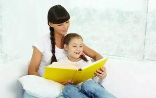 成人坐在地面看书好吗视频,成人健康阅读新选择